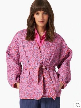 XiRENA Keatyn Reversible Quilted Floral Jacket in Pink Stamp